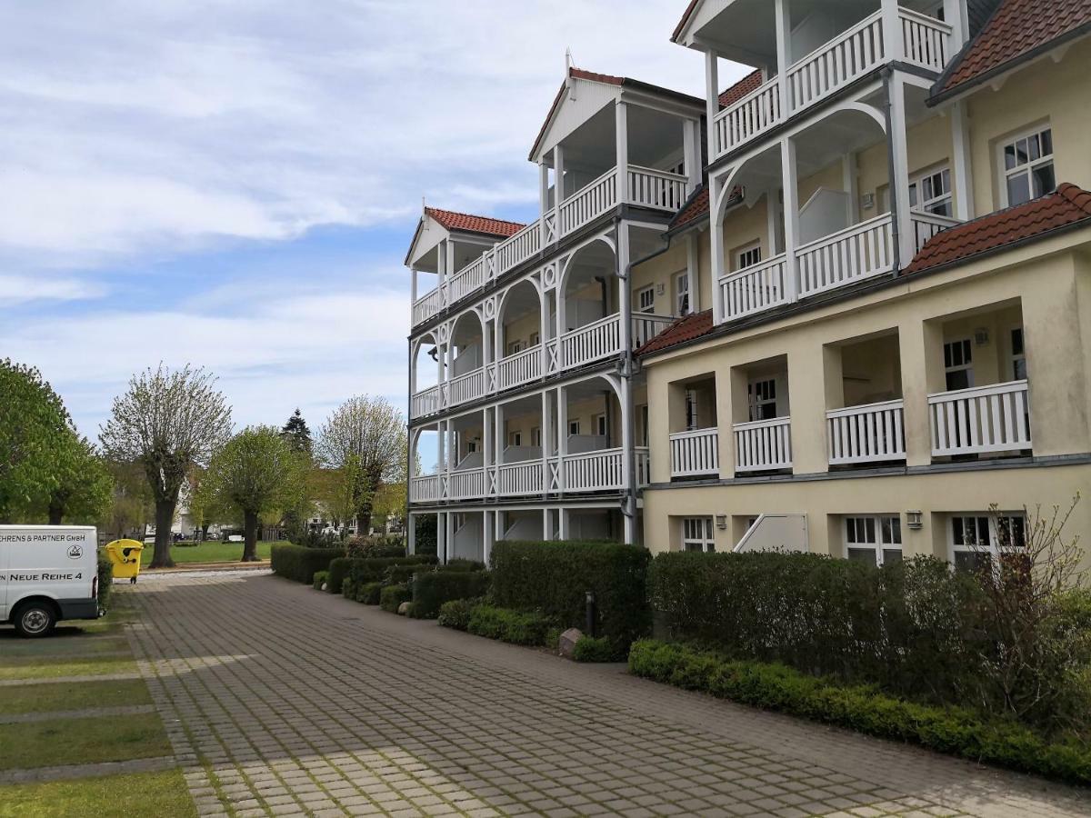 Villa Parkblick, Whg. 17 Kuehlungsborn Exterior photo
